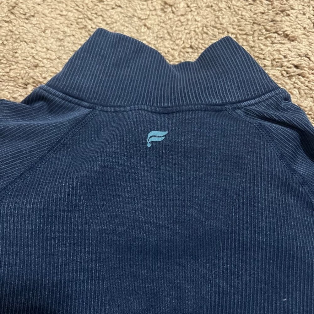 Fabletics Cropped Seamless‎ Rib Full-Zip - Picture 4 of 4